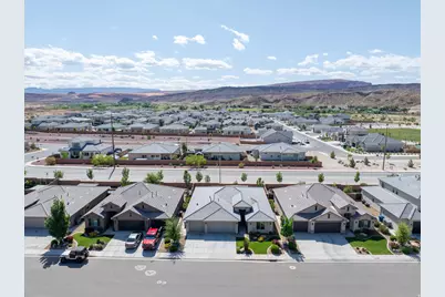 597 S Balancing Rock Dr, Washington, UT 84780 - Photo 44