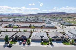 597 S Balancing Rock Dr, Washington, UT 84780 - Photo 44