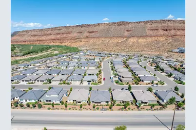 597 S Balancing Rock Dr, Washington, UT 84780 - Photo 50