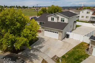 2972 W 2075 S, Syracuse, UT 84075 - Photo 32