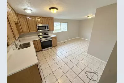 459 N Dorothea Way W, Salt Lake City, UT 84116 - Photo 6