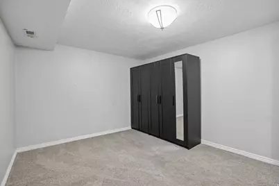 1079 E 8320 S, Sandy, UT 84094 - Photo 20