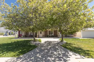 7438 S 1550 E, South Weber, UT 84405 - Photo 8