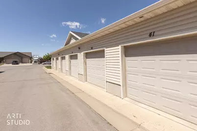 7438 S 1550 E, South Weber, UT 84405 - Photo 32