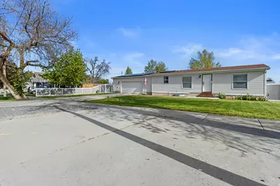 357 W 300 N, Smithfield, UT 84335 - Photo 2