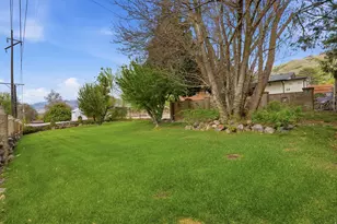 2470 Peach St, Perry, UT 84302 - Photo 38