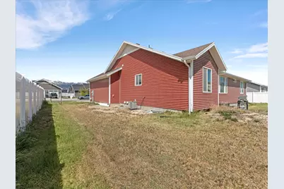 239 S Tawny Dr, Grantsville, UT 84029 - Photo 22