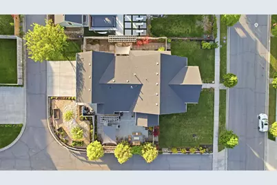 311 Apple Leaf Ave, Kaysville, UT 84037 - Photo 2