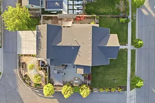 311 Apple Leaf Ave, Kaysville, UT 84037 - Photo 2