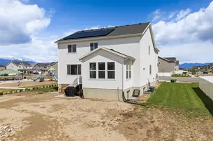1208 E Coachline Way N, Eagle Mountain, UT 84005 - Photo 40