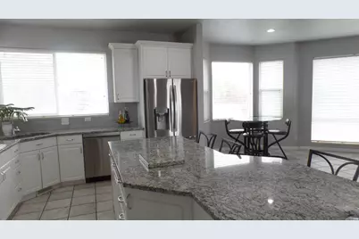 496 E Spruce Glen Rd, Murray, UT 84107 - Photo 14