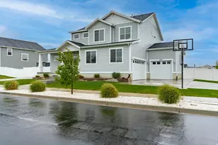663 S Crooked Post Way, Saratoga Springs, UT 84045 - Photo 2