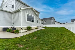 663 S Crooked Post Way, Saratoga Springs, UT 84045 - Photo 36