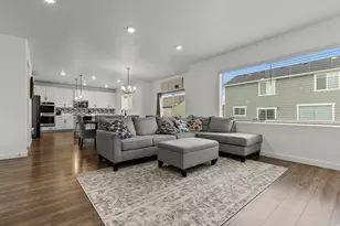 4187 W 750 S, Syracuse, UT 84075 - Photo 8