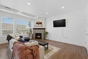 1820 S Courtney Way, West Haven, UT 84401 - Photo 4