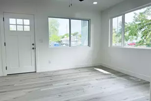 640 S Navajo St, Salt Lake City, UT 84104 - Photo 2