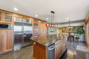 11802 S Hidden Brook Blvd, Sandy, UT 84092 - Photo 12