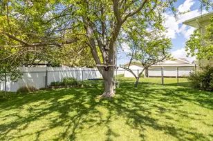 1953 W 2100 S, Syracuse, UT 84075 - Photo 42