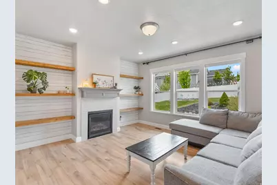 829 E 600 N, Hyde Park, UT 84318 - Photo 4