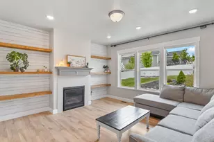 829 E 600 N, Hyde Park, UT 84318 - Photo 4