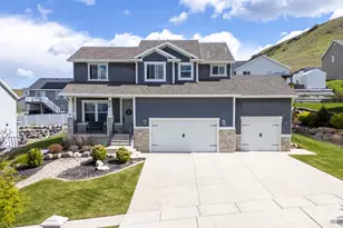 829 E 600 N, Hyde Park, UT 84318 - Photo 2