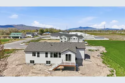5583 W 9400 N #2, Elwood, UT 84337 - Photo 52