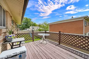 713 W 2200 N, Clinton, UT 84015 - Photo 22