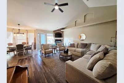 9073 N Clubhouse Ln, Eagle Mountain, UT 84005 - Photo 14