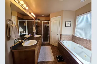 9073 N Clubhouse Ln, Eagle Mountain, UT 84005 - Photo 20