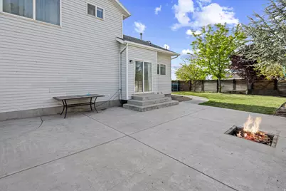 3691 S Lone Star Cir, Magna, UT 84044 - Photo 18