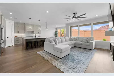 61 E Morning Glory Ave, Ivins, UT 84738 - Photo 6