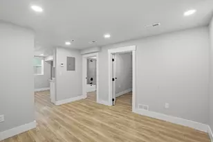 42 W 500 N, Salt Lake City, UT 84103 - Photo 24