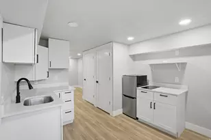 42 W 500 N, Salt Lake City, UT 84103 - Photo 18