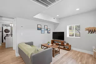 42 W 500 N, Salt Lake City, UT 84103 - Photo 34