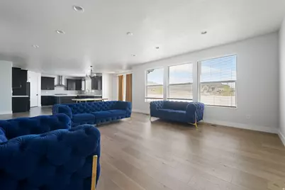 6818 W Orange Leaf Ln, Herriman, UT 84096 - Photo 14