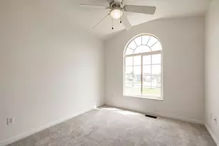 4212 W 5850 S, Roy, UT 84067 - Photo 32