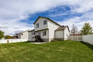4212 W 5850 S, Roy, UT 84067 - Photo 2