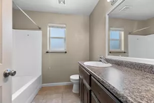 225 N Falcon Ct, Ivins, UT 84738 - Photo 12