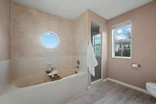 2247 E Willow Hills Dr, Sandy, UT 84093 - Photo 22