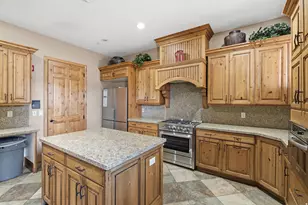 1627 S Wiltshire Ln, Saratoga Springs, UT 84045 - Photo 16