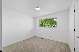2267 W 4350 S, Roy, UT 84067 - Photo 16