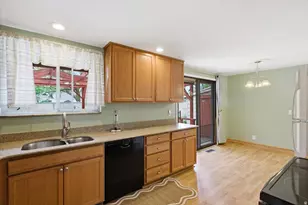 211 W 5250 S, Washington Terrace, UT 84405 - Photo 8