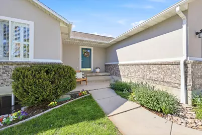 4201 W 9580 S, South Jordan, UT 84009 - Photo 4
