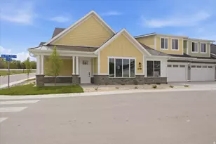 6739 W Judys Farm Ln, West Valley, UT 84128 - Photo 2