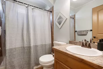 9096 N Clubhouse Ln W, Eagle Mountain, UT 84005 - Photo 16