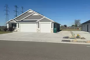 2249 S 3150 W, West Haven, UT 84401 - Photo 2