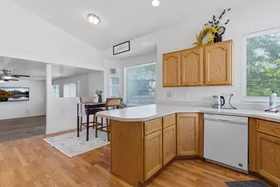 134 W 475 S, Ogden, UT 84404 - Photo 8