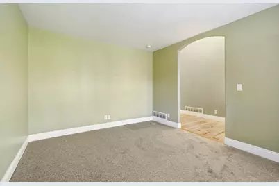 5413 W Sawtell Way, West Jordan, UT 84081 - Photo 12