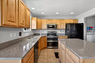 3792 W 2200 S, Taylor, UT 84401 - Photo 10