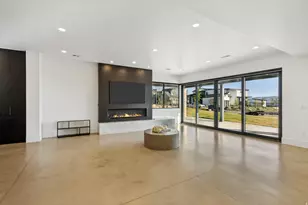 4854 N Soleggiato Cir E, Lehi, UT 84043 - Photo 46
